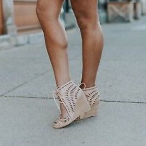Jeffrey Campbell Rodillo Hi Wedge in Nude